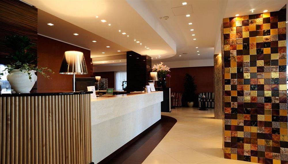Lobby at Grand Hotel Spiaggia, ALASSIO