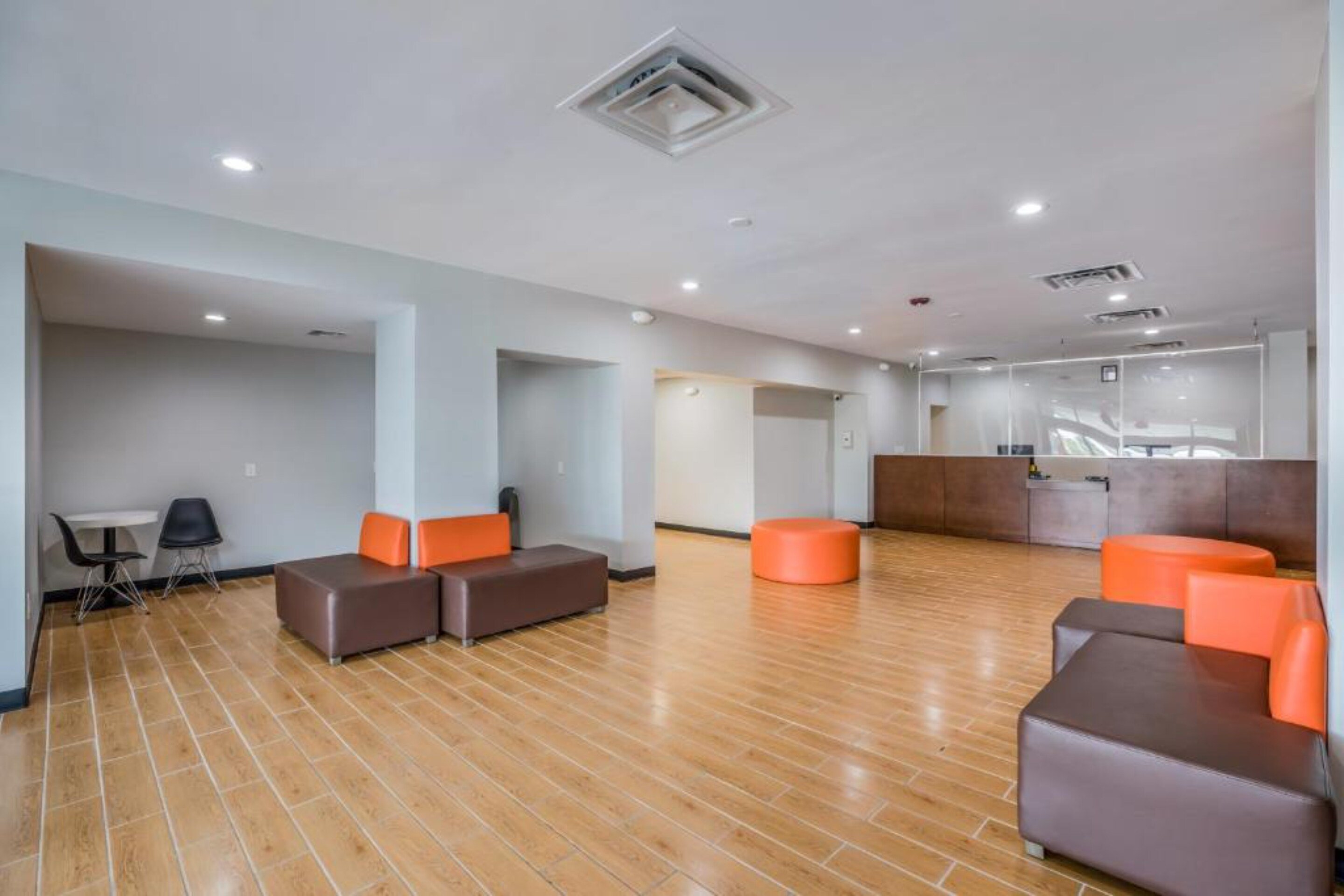 OYO Hotel Orlando Airport 24/32