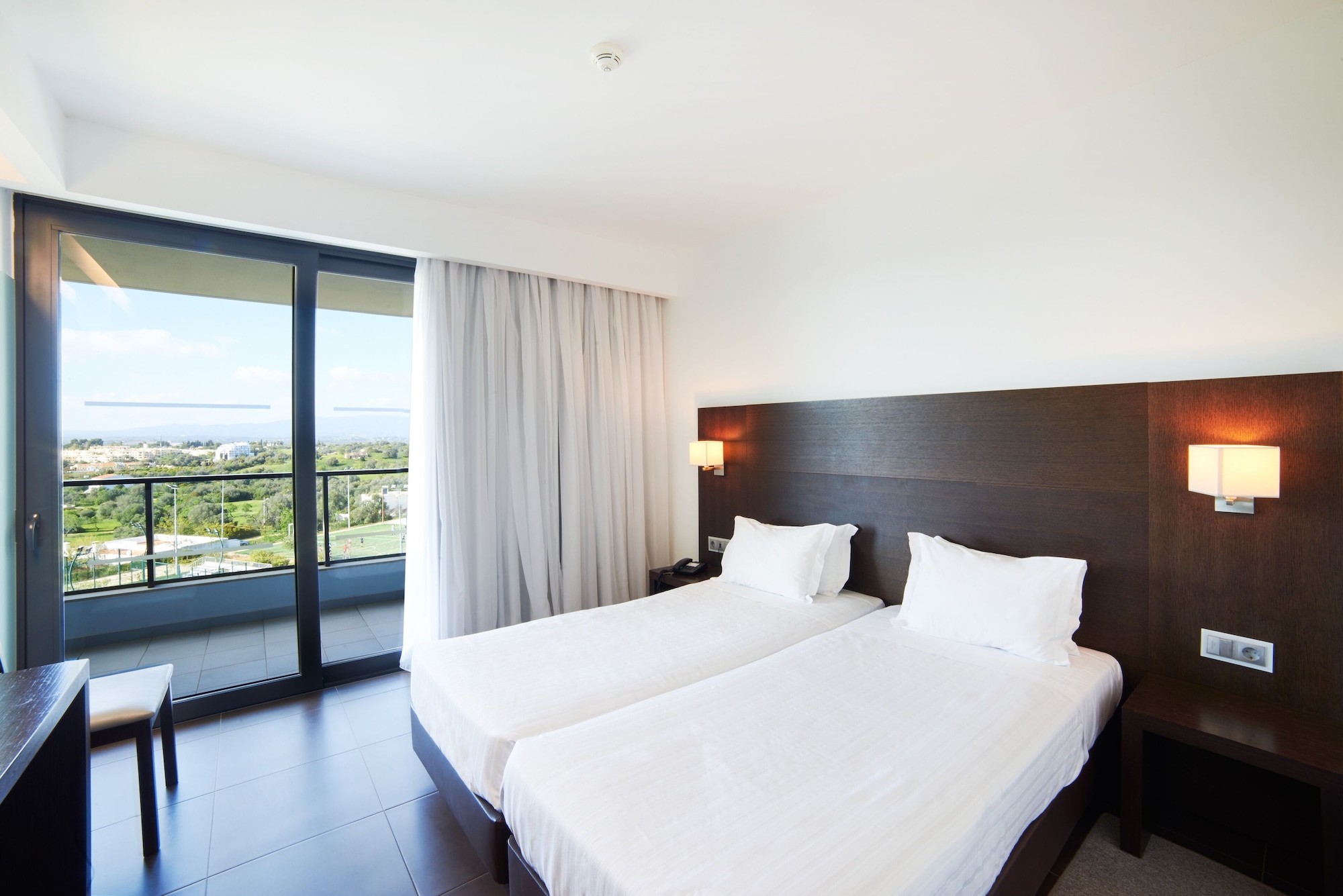 Classic, Studio, Suite, Single Bed