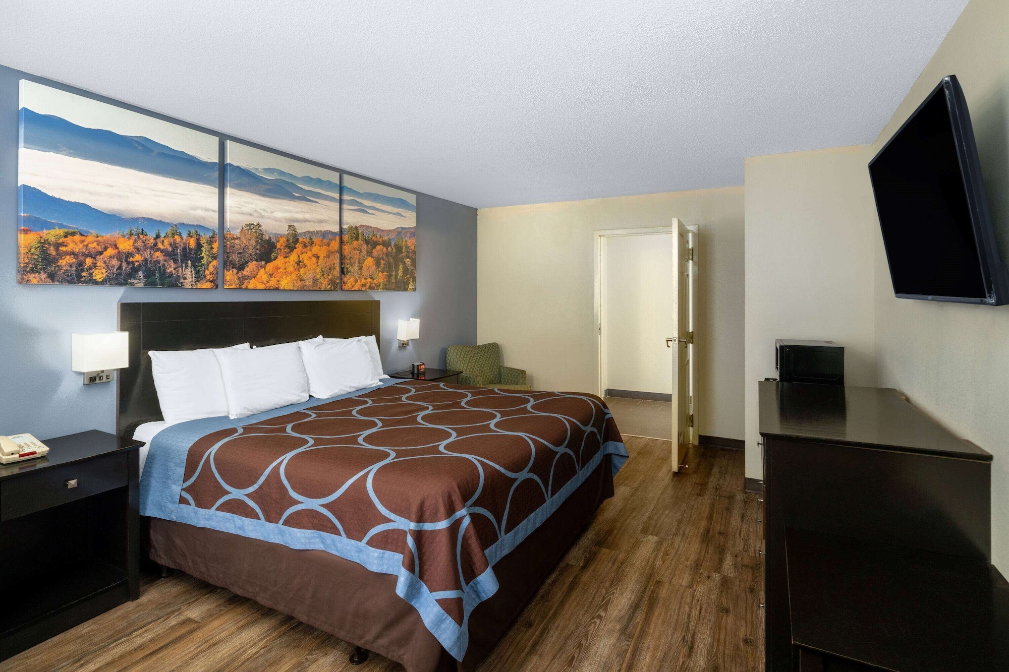 غرفة بسرير كينج لذوي الإعاقة، Days Inn By Wyndham Clarksville North 3/6