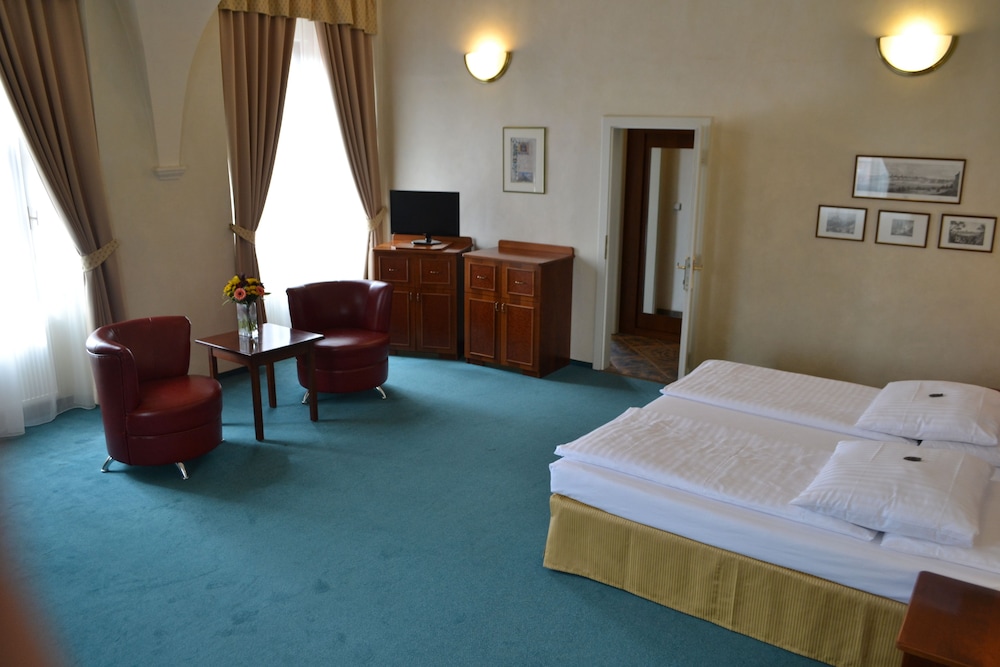 Hotel Adalbert 31/69