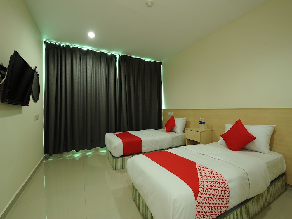 OYO 1055 Batu Caves Star Hotel 11/17