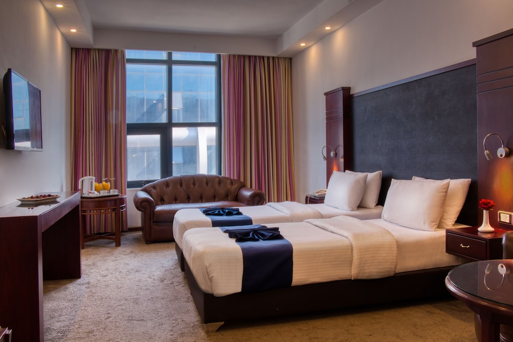 RUM HOTELS - AL WALEED 25/66