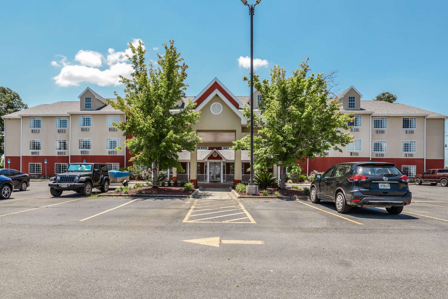 Econo Lodge Inn And Suites Marianna 9/13