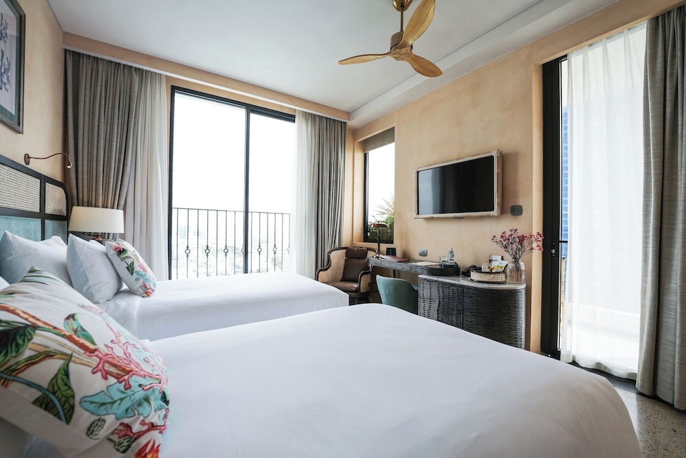 Deluxe, Twin Beds, Sea View