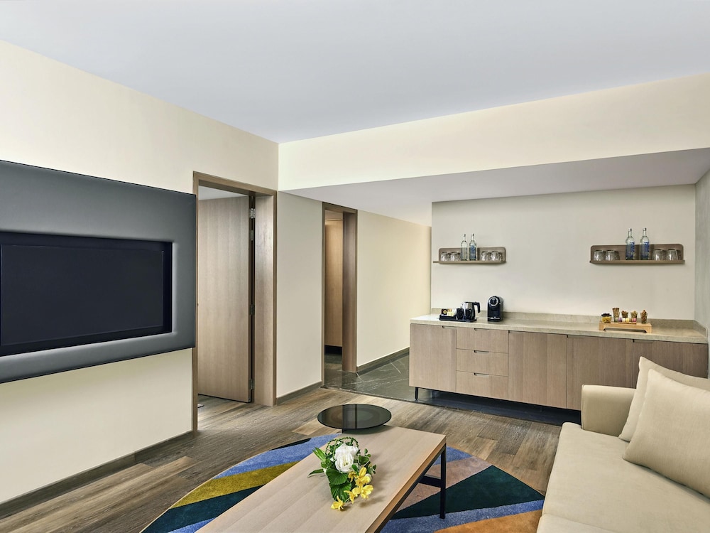 Novotel Mumbai International Airport 52/70
