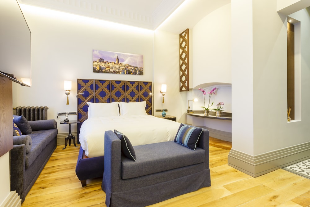 Ravouna 1906 Suites - Special Class Adults Only 31/45