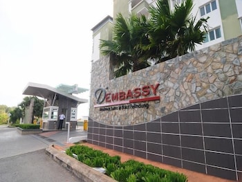 D'embassy Serviced Residence Suites 9/55