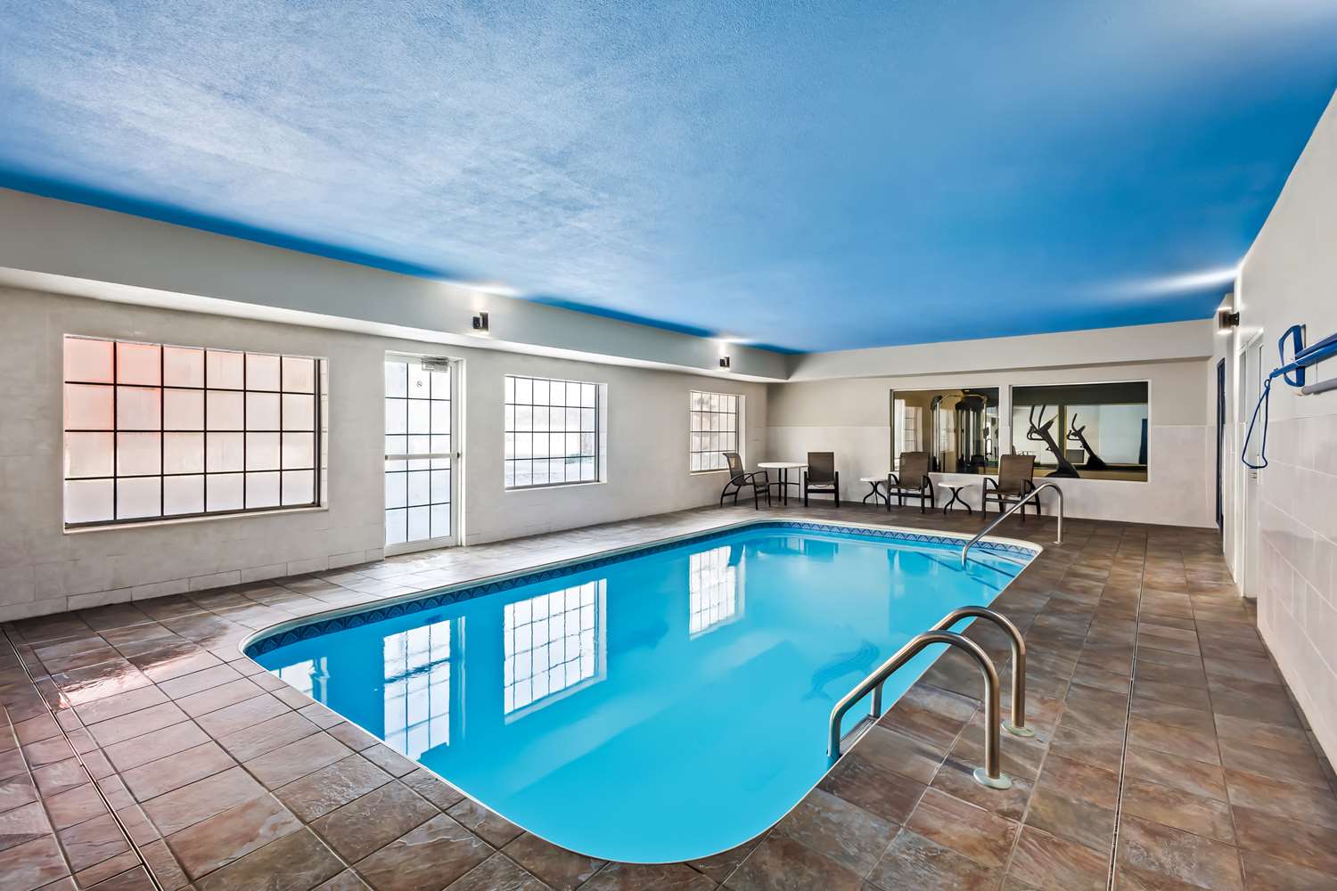 Best Western Fort Wayne Inn & Suites North 6/15