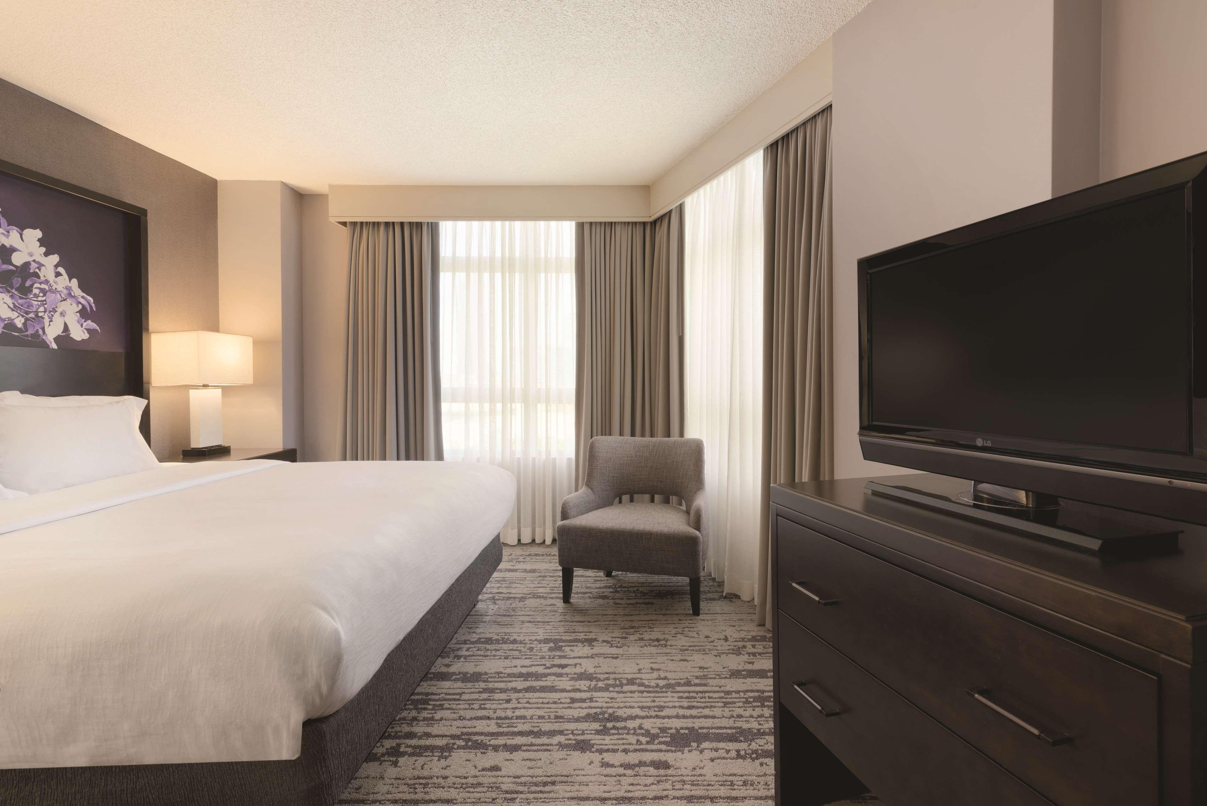 EXECUTIVE, SUITE, KING BED, PARK VIEW, CORNER