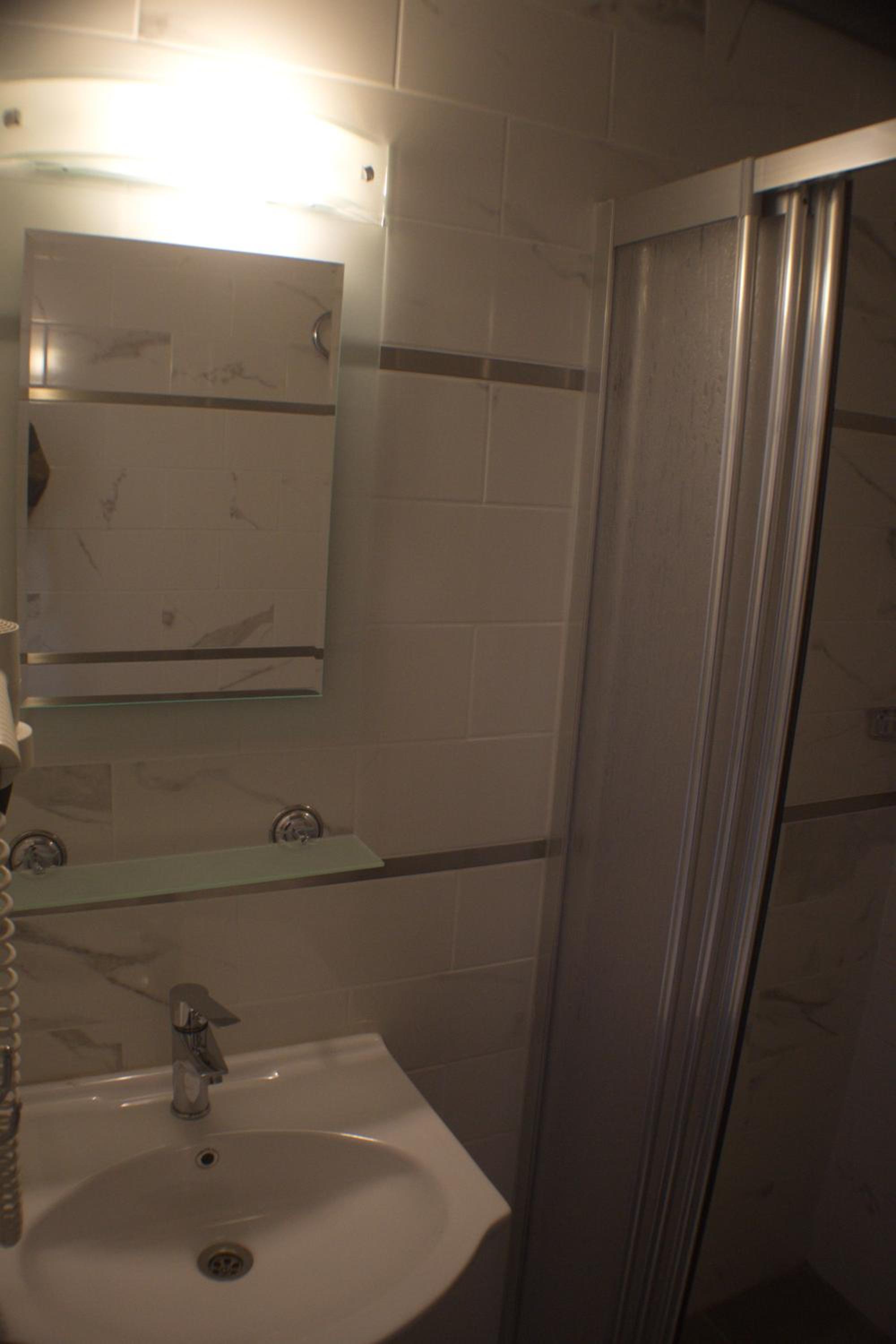 Remer Hotel 49/50
