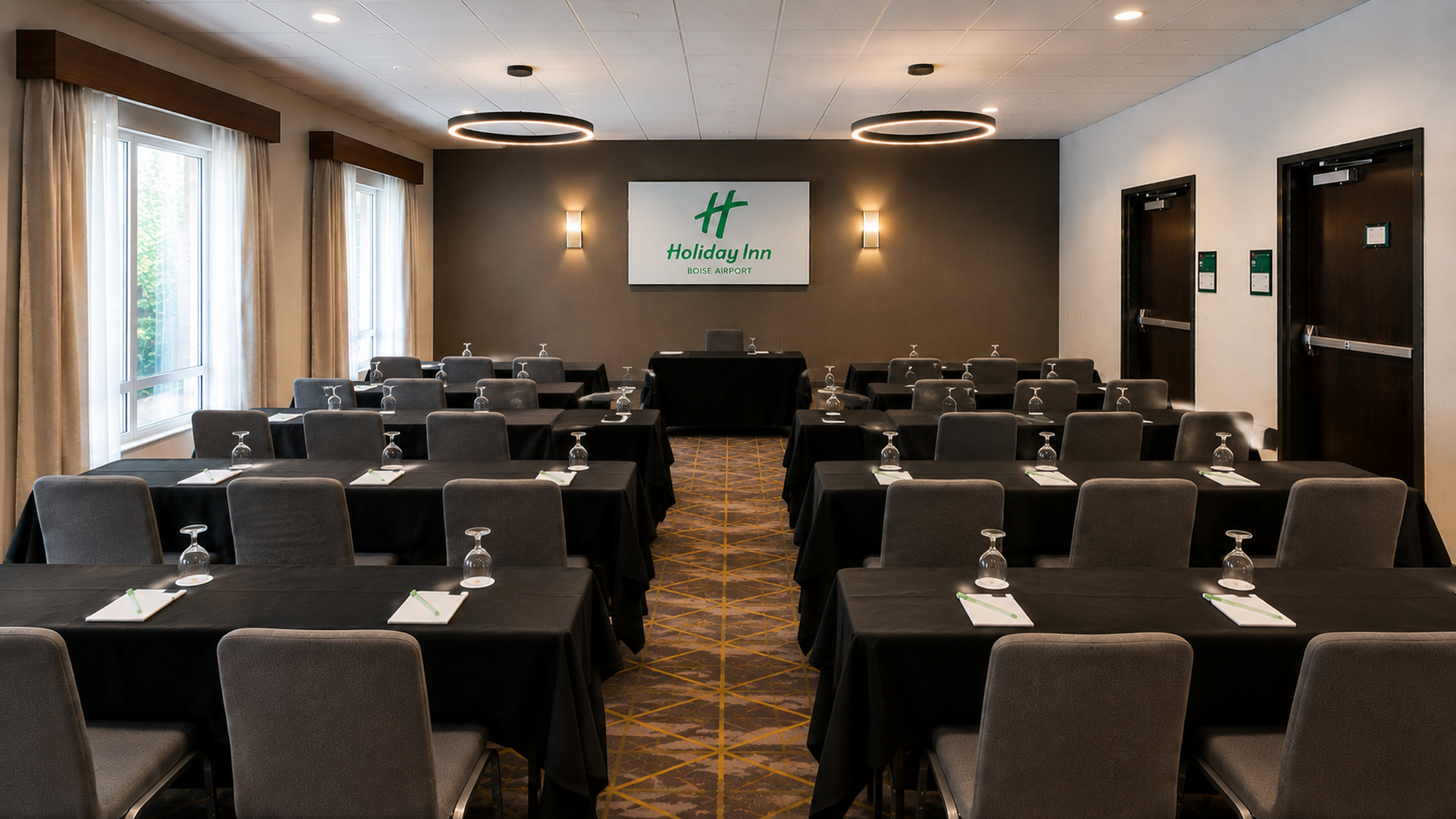 Holiday Inn Boise Airport 57/68