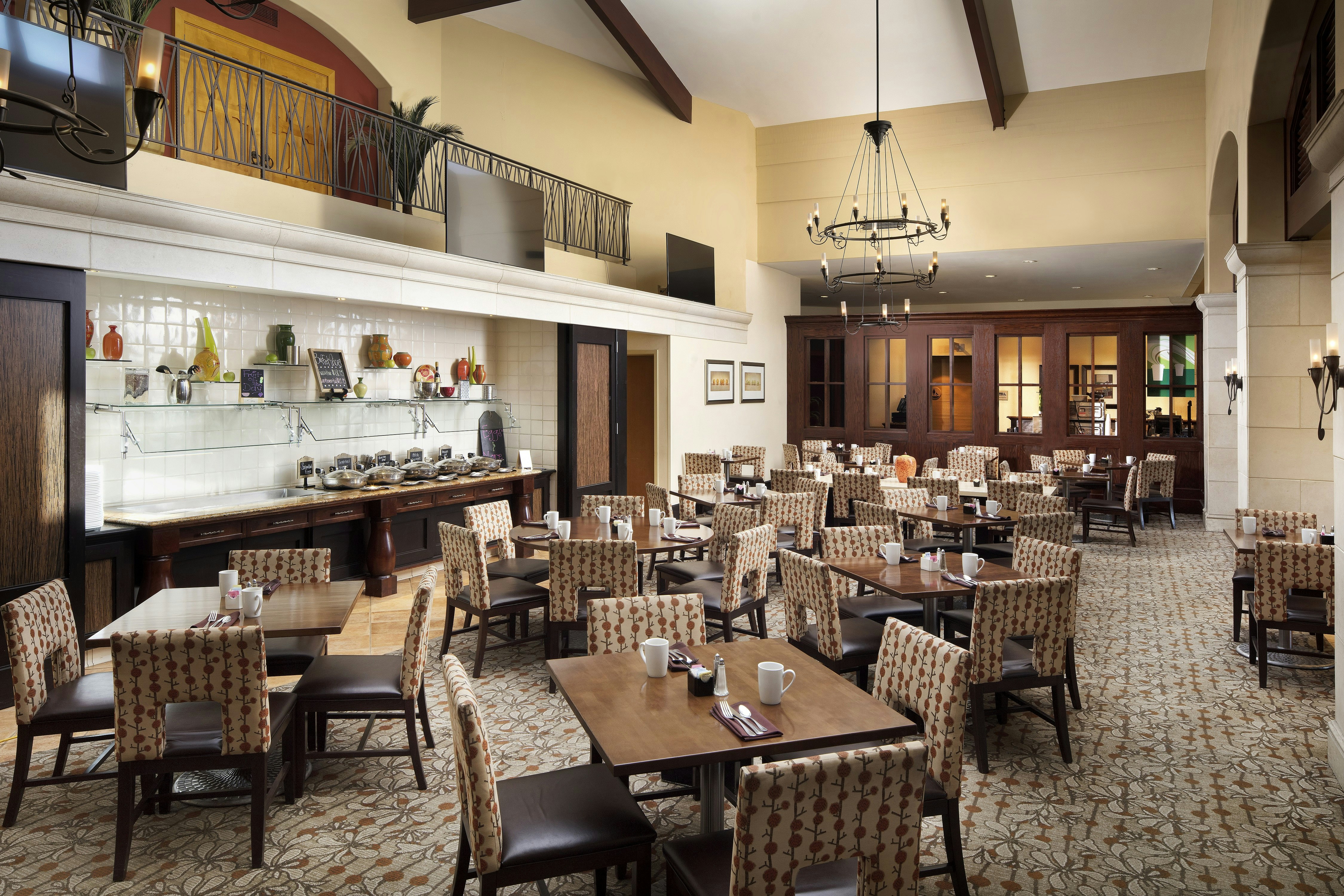DoubleTree by Hilton Hotel Ontario Airport 30/62
