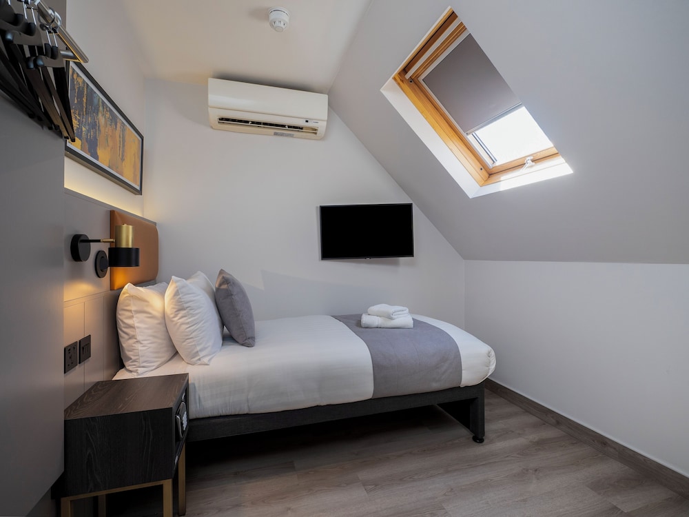 Best Western Chiswick Rooms 29/52