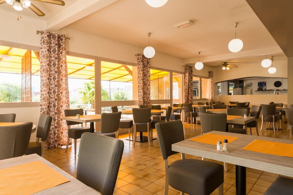 Comfort Hotel Valence 45/57