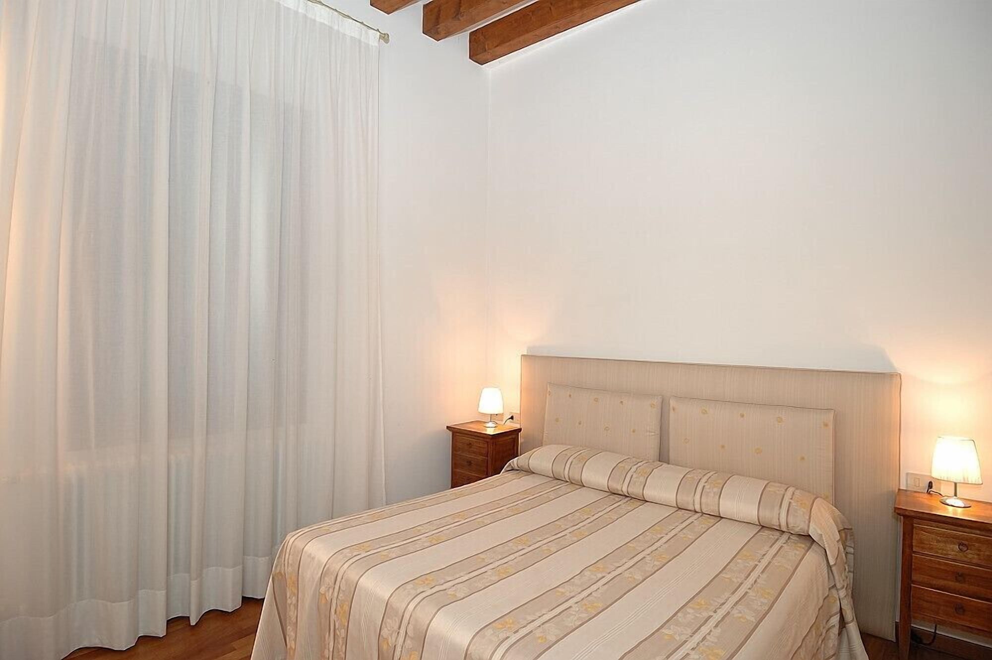 1 BEDROOM, CONDO, GARDEN VIEW, TERRACE