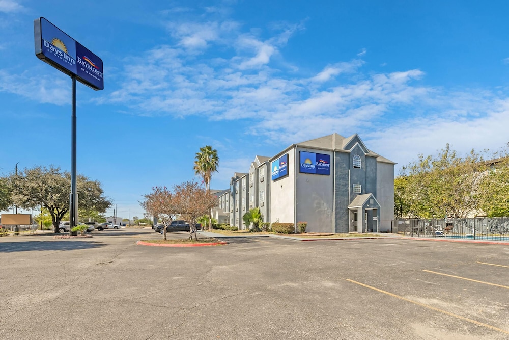 Baymont by Wyndham San Antonio Downtown 31/40