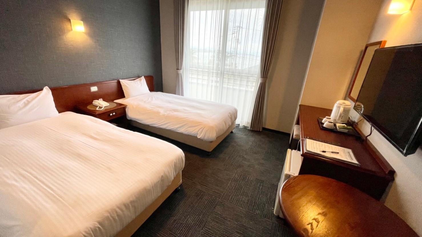 Standard, Twin Beds, Side Ocean View, Ocean View, Smoking Type Not Guaranteed