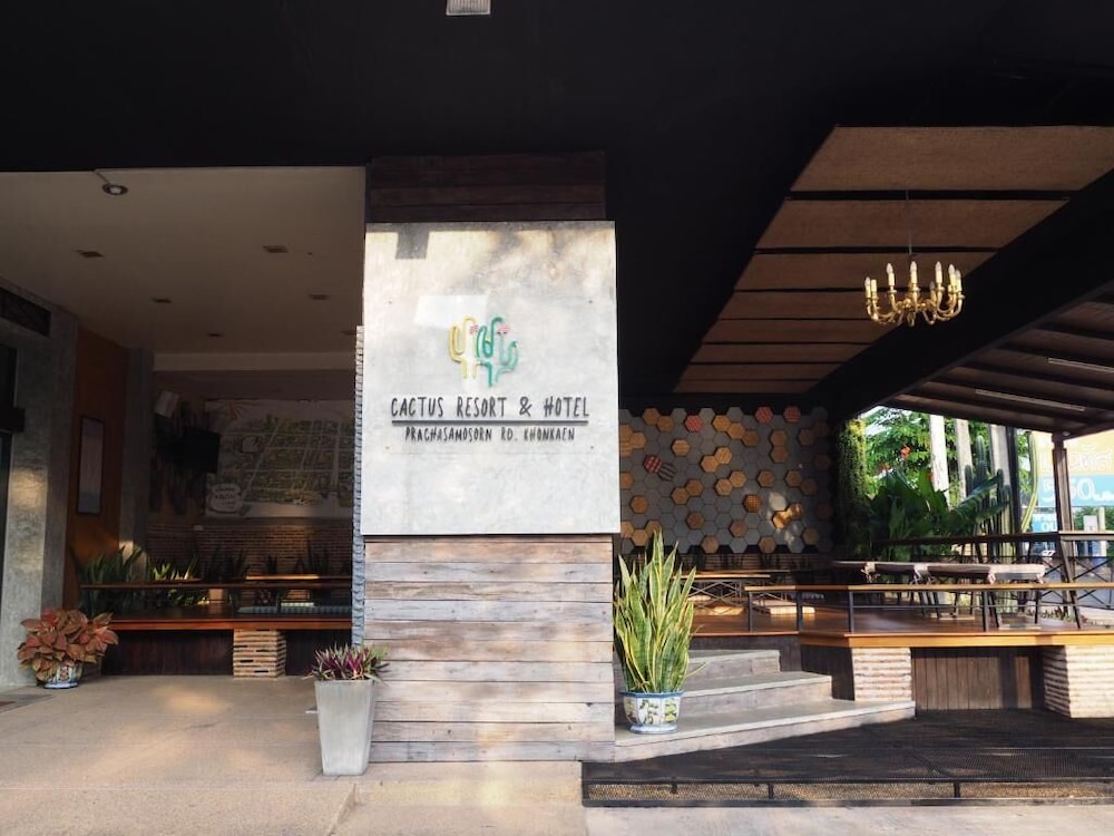 Cactus Resort & Hotel 16/65