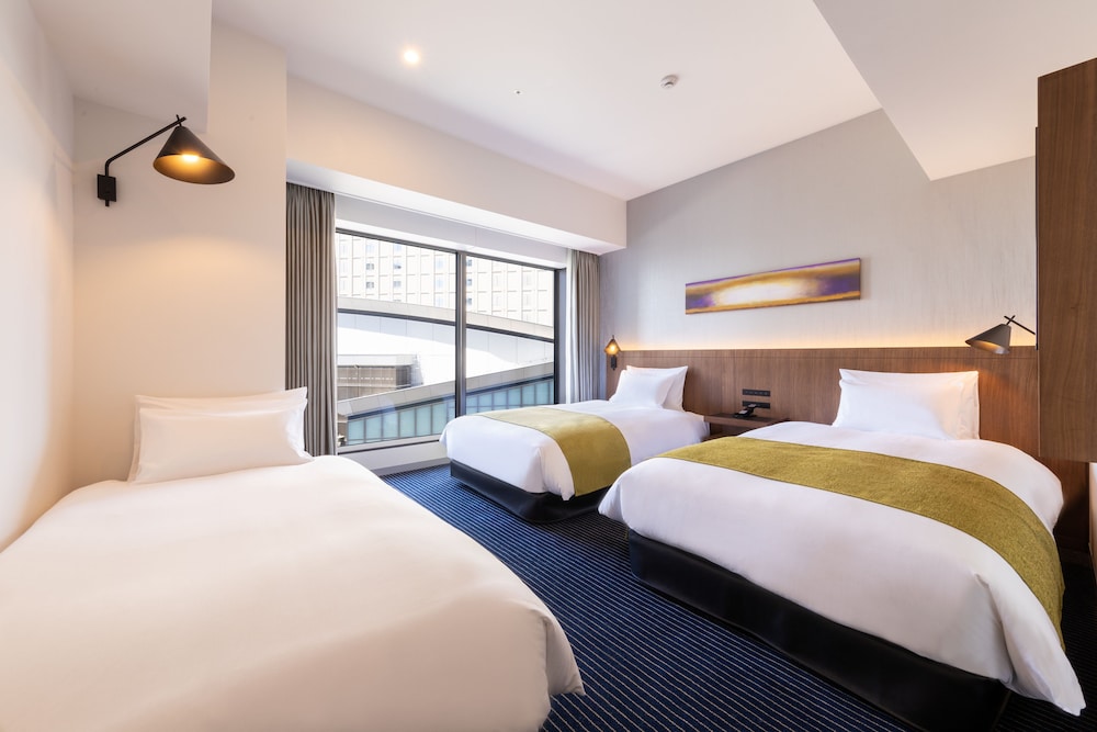 STANDARD, TWIN BEDS, WITH EXTRA BED