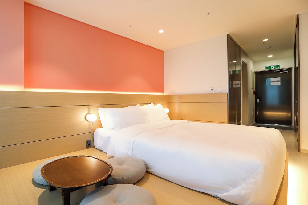 Hotel Around Sokcho 33/62