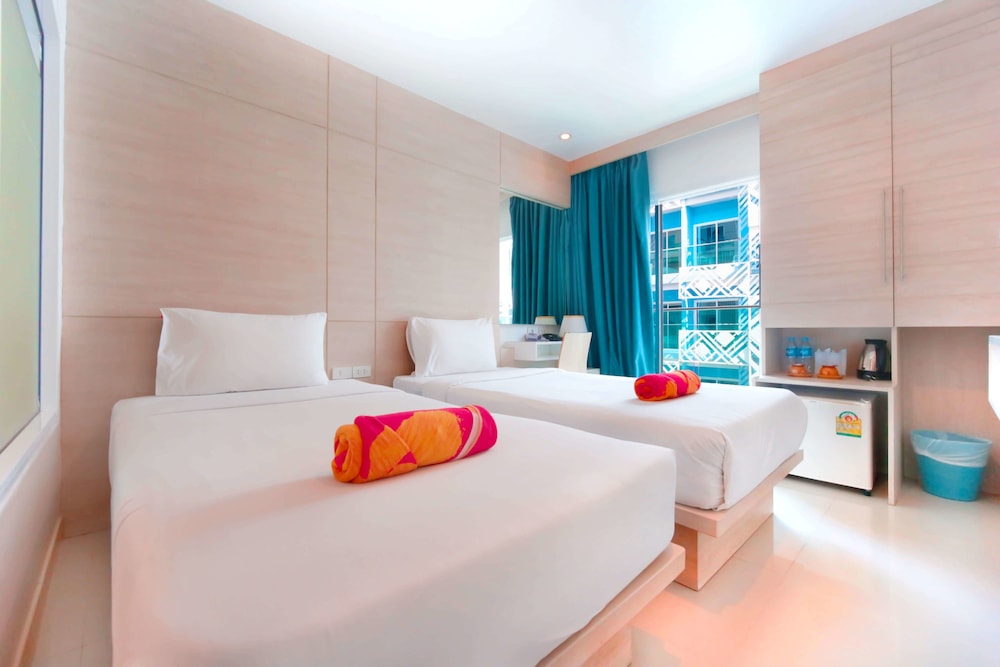 Mirage Express Patong Phuket Hotel 5/26