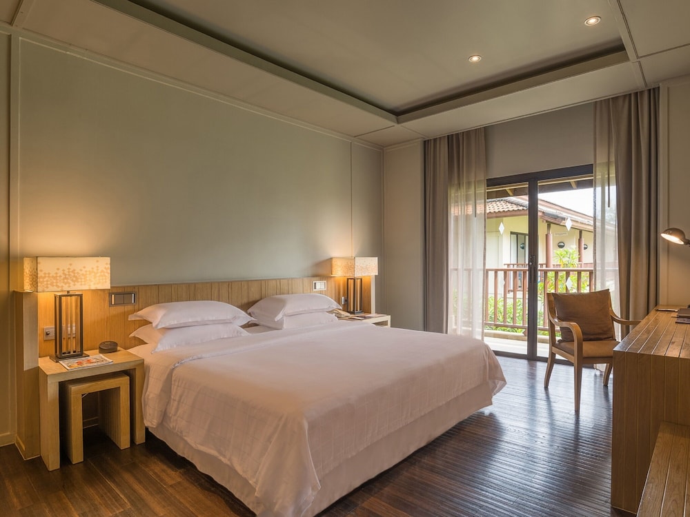 Dusit Thani Krabi Beach Resort 27/74