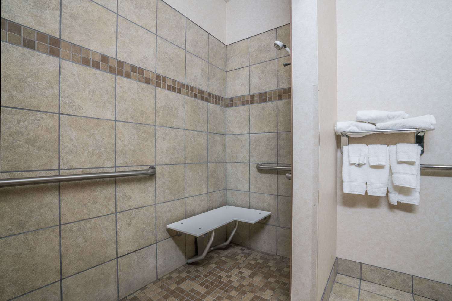 Days Inn by Wyndham Fargo/Casselton 25/26