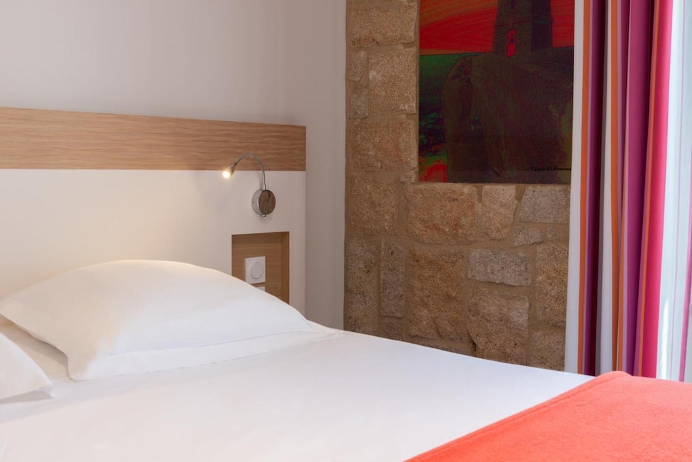 The Originals Boutique, Hotel de Perros (Inter-Hotel) 10/25
