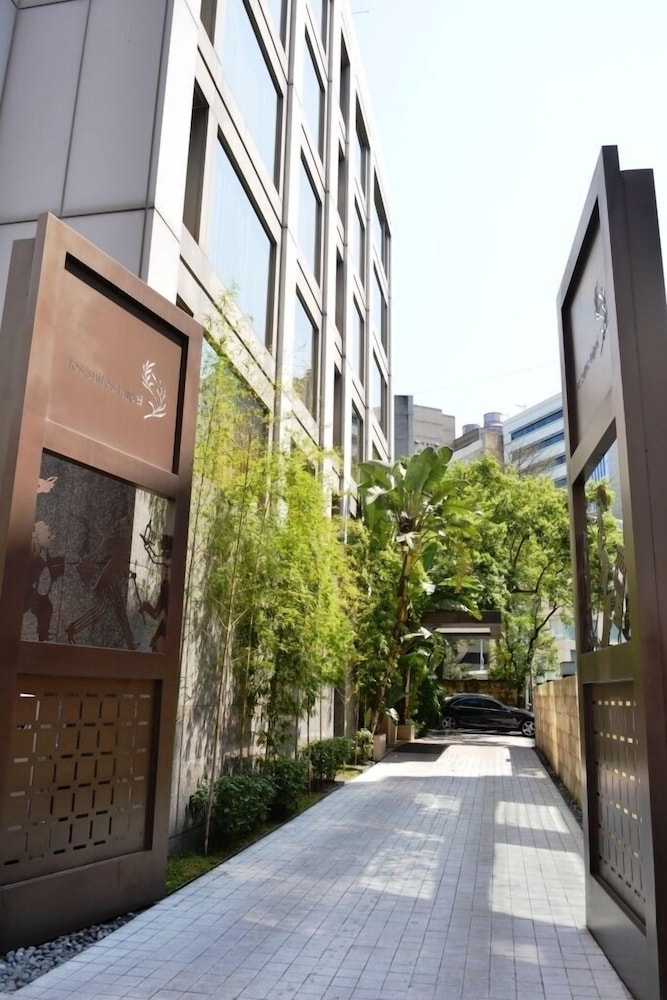 Les Suites Taipei Ching Cheng 61/67