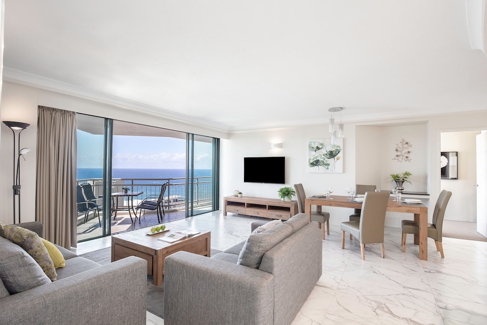 Mantra Crown Towers Surfers Paradise 75/95