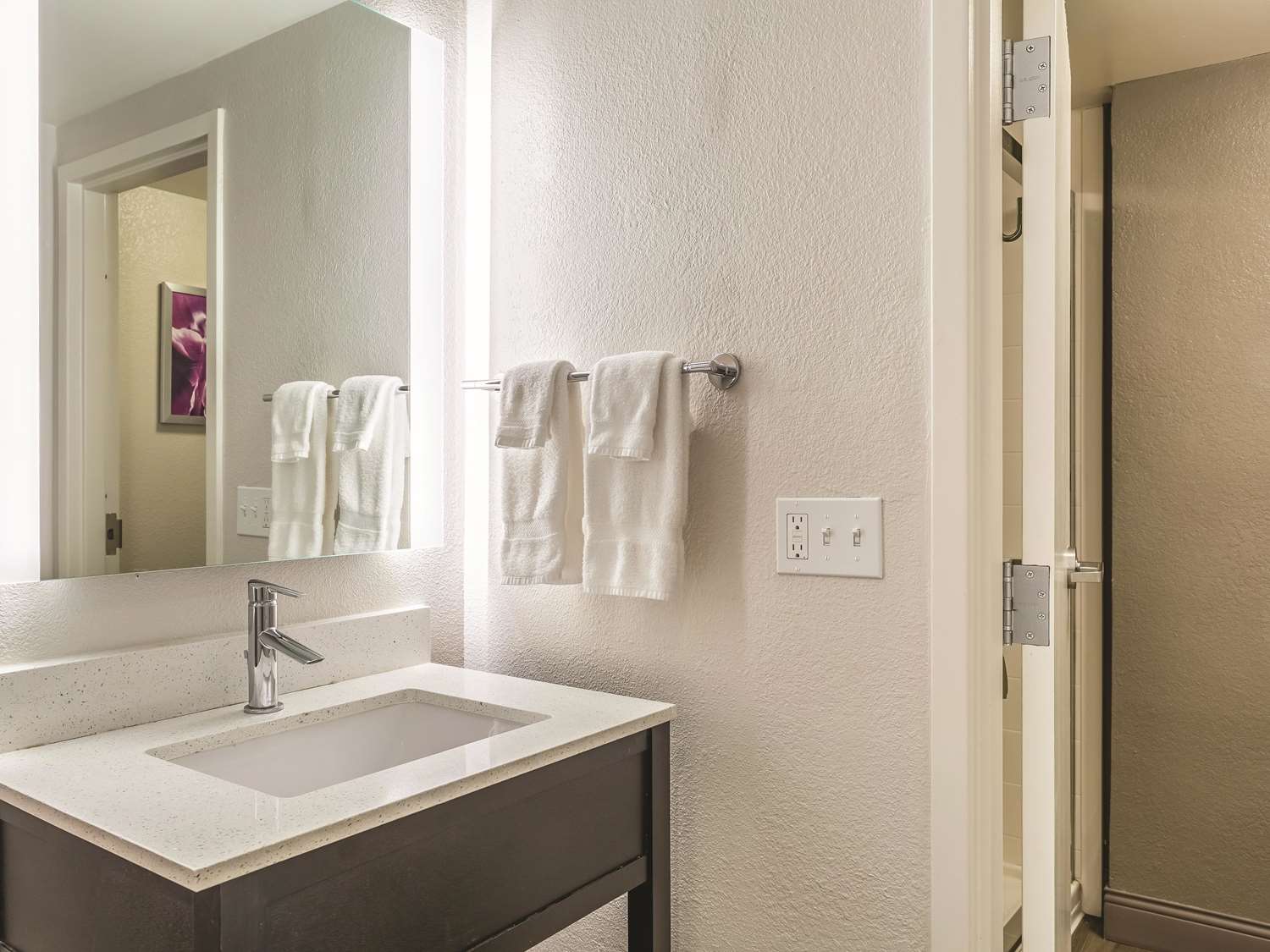 La Quinta Inn & Suites by Wyndham Columbia / Fort Meade 24/27