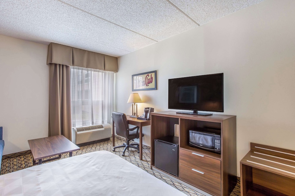 Burrstone Inn, an Ascend Collection Hotel 33/55