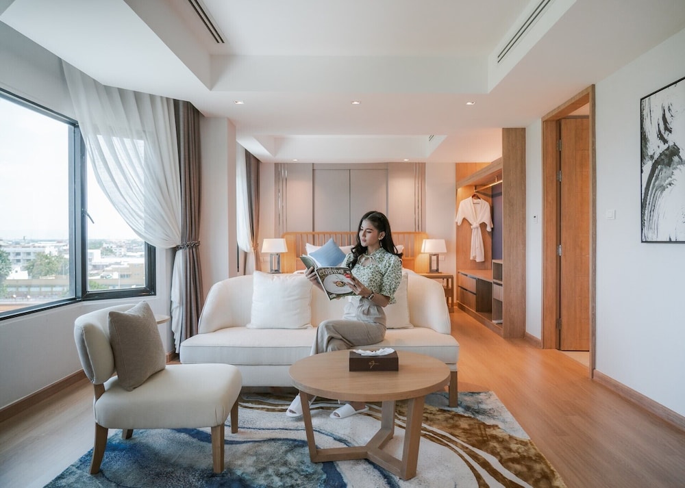 Grand Riverside Hotel Phitsanulok 48/65
