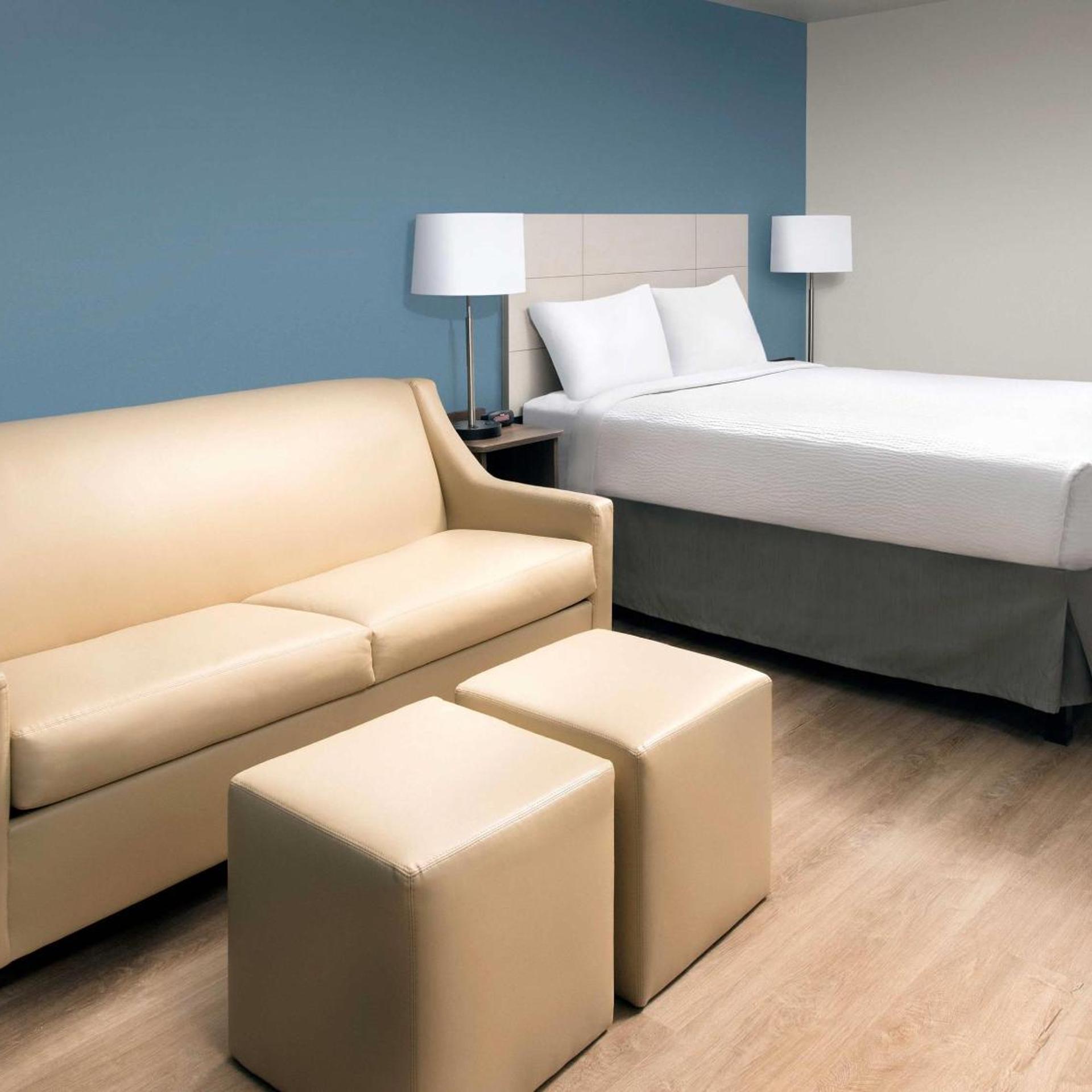WoodSpring Suites Cleveland North 18/30