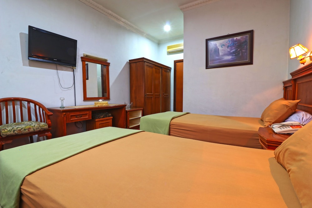 Hotel Sumatera 9/38