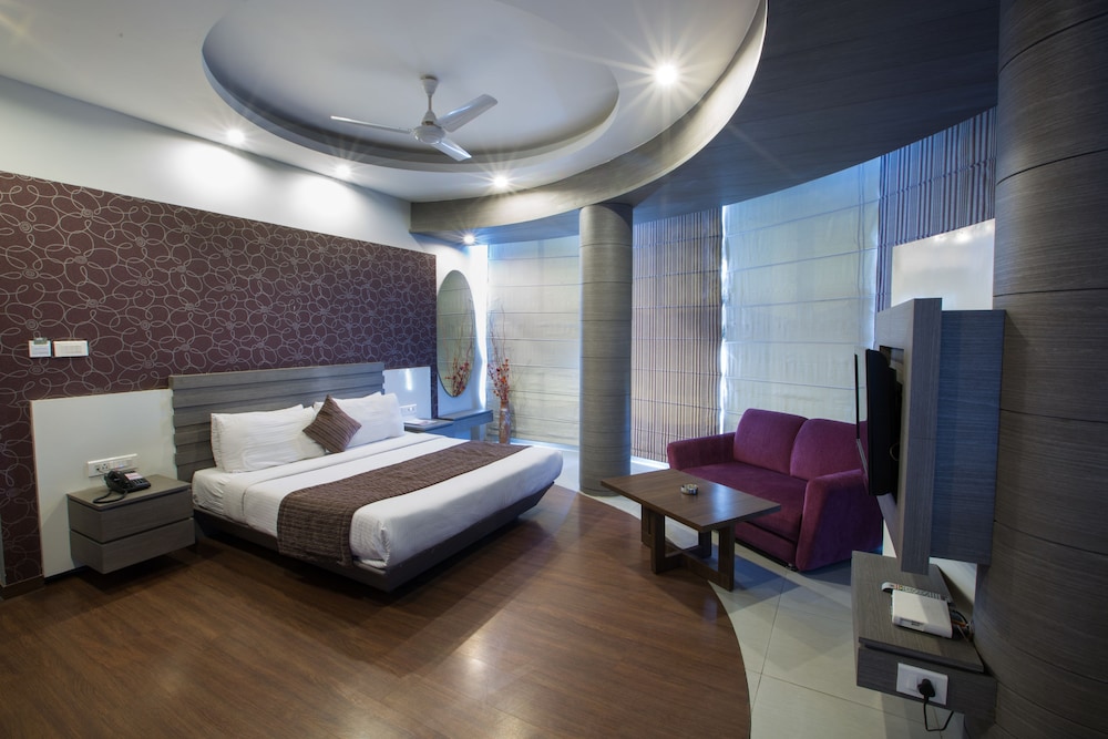 Hotel Narula S Aurrum 16/32