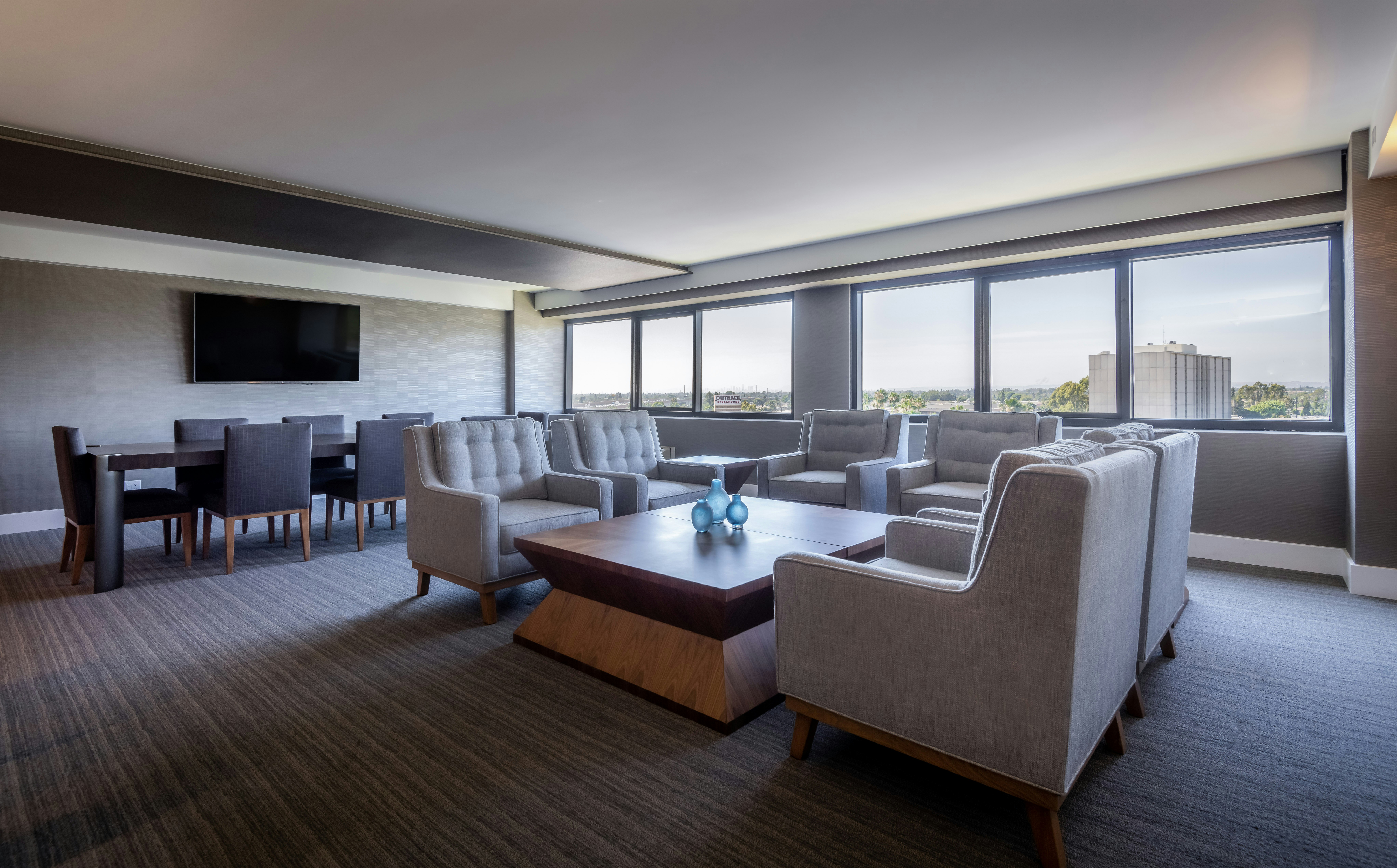 DoubleTree by Hilton Hotel Los Angeles Norwalk 54/59