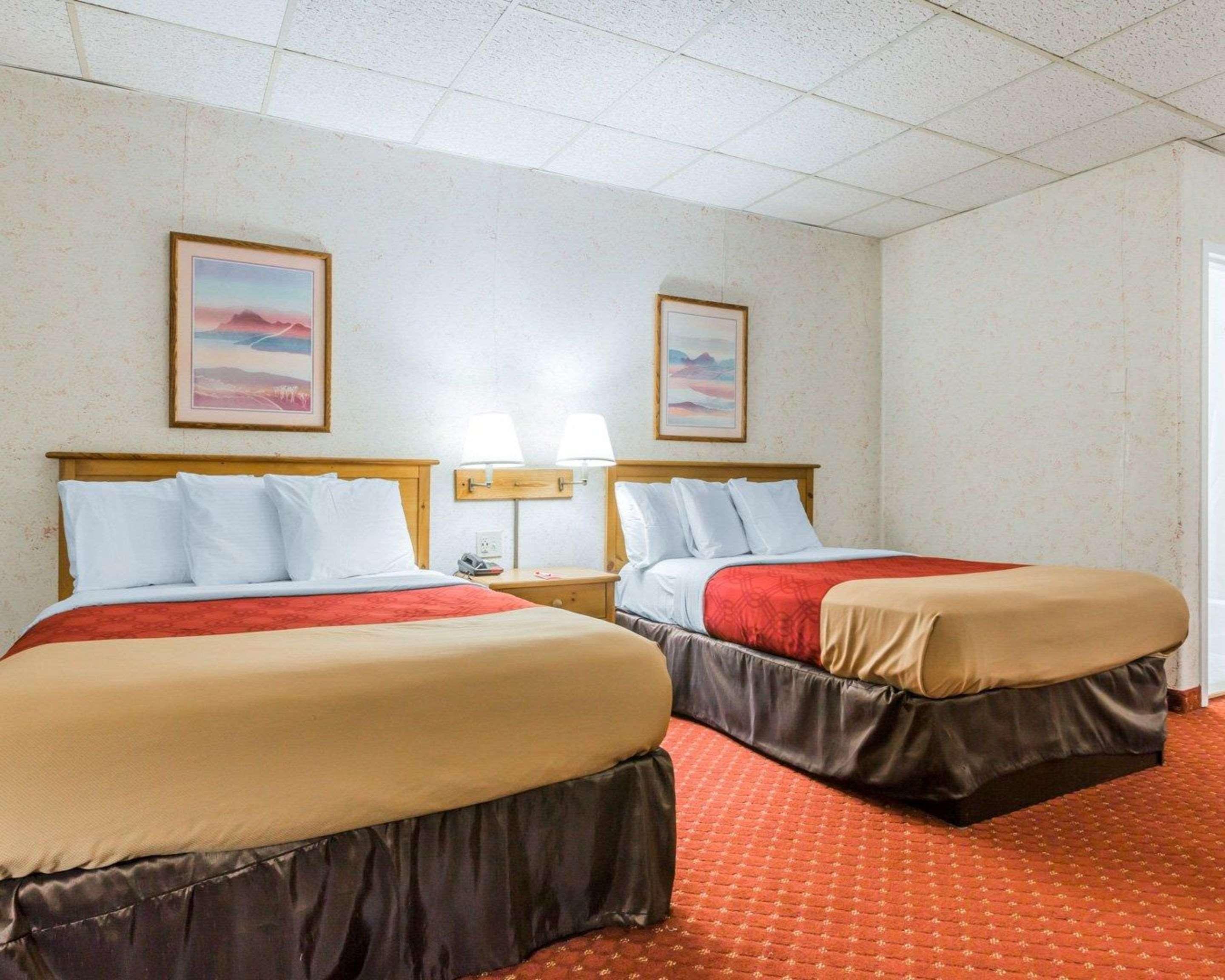 Econo Lodge Near Stewart Inter 5/16