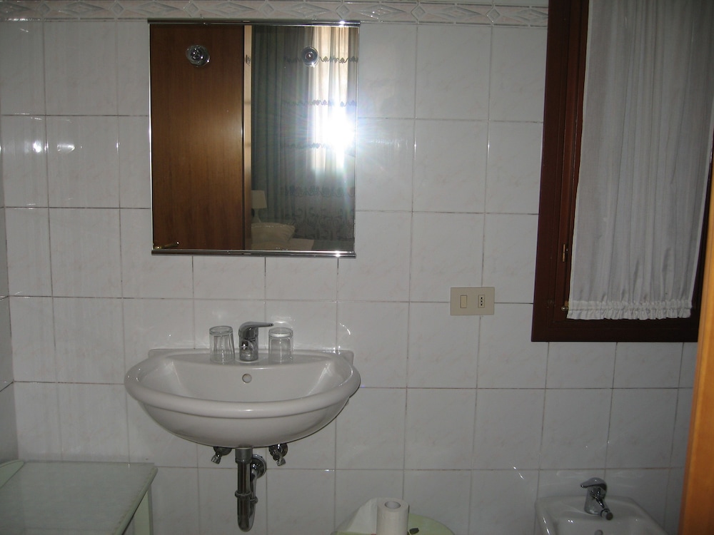 Hotel Adua 20/62