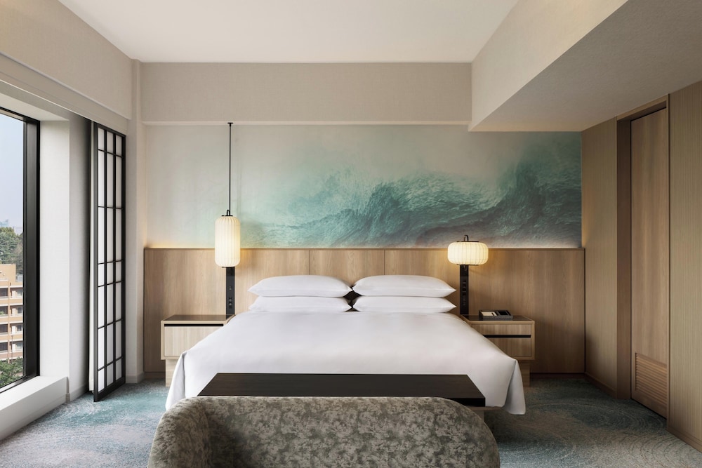 Junior Suite, King and Double Bed, Club Lounge Access