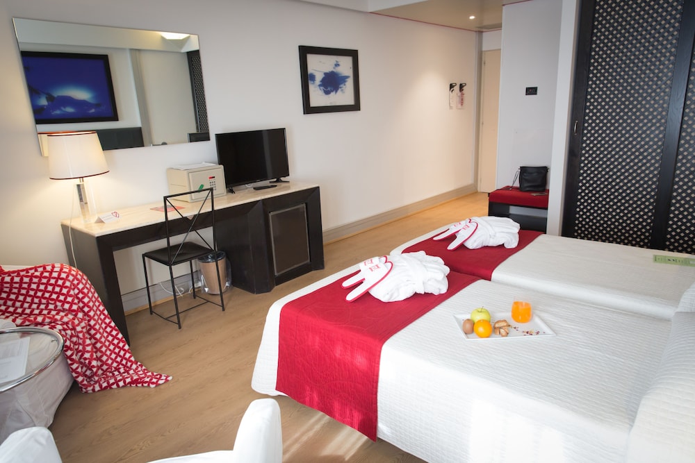 Art Hotel Museo 36/72