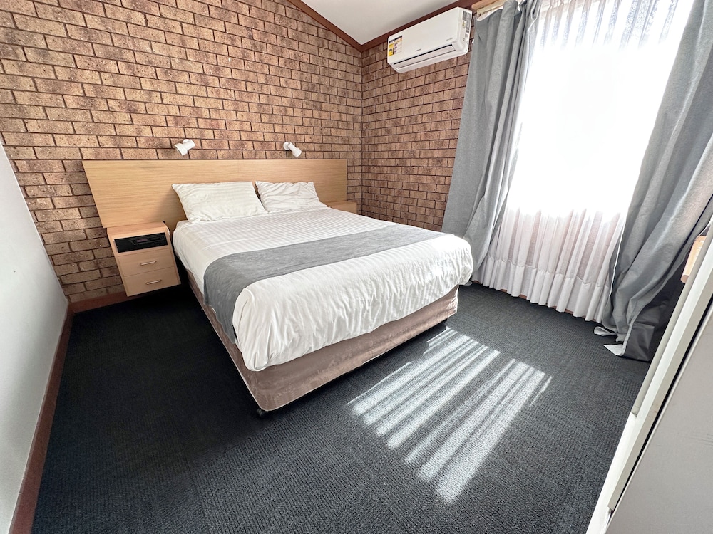 Apartment, 1 Queen and 1 Single Bed