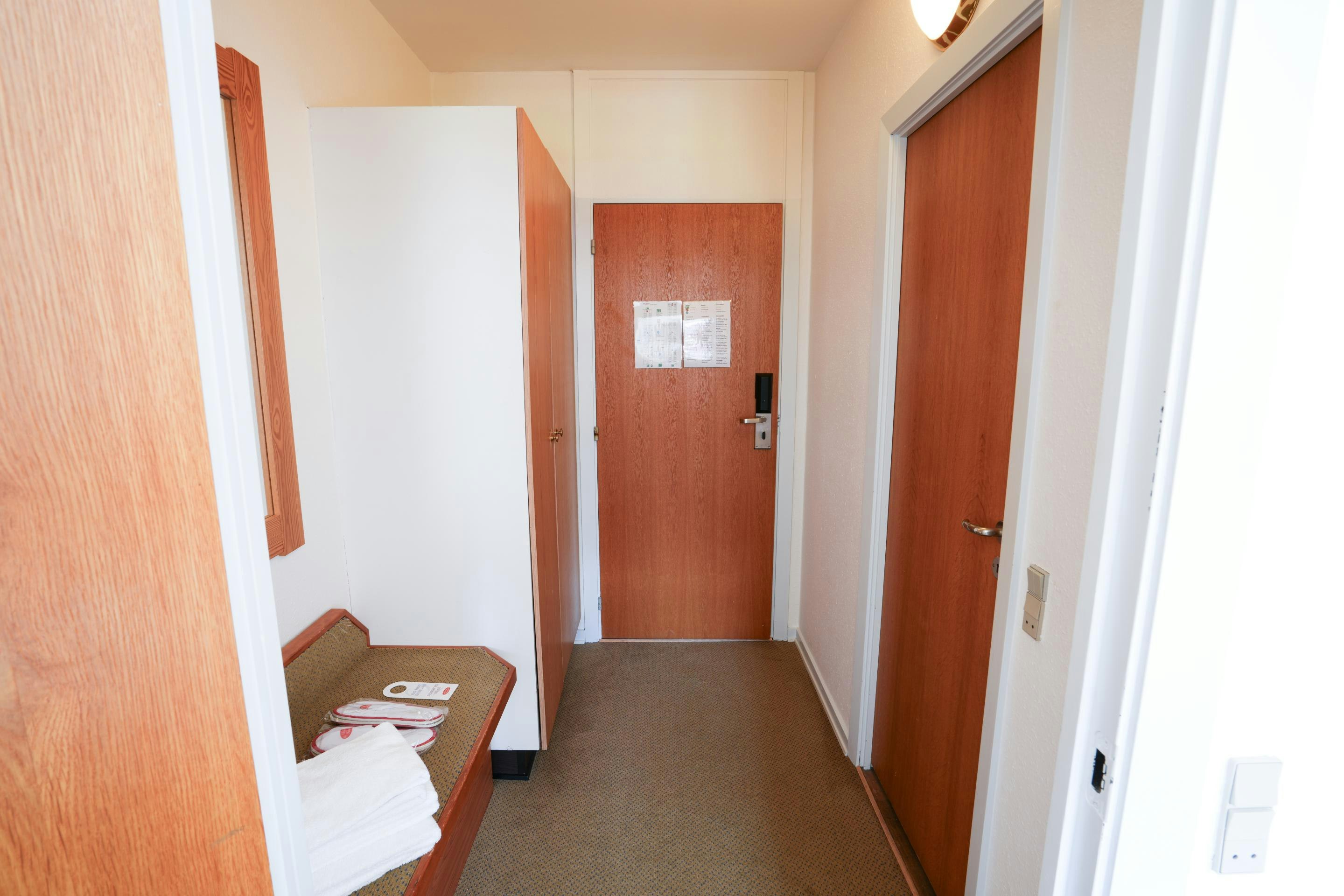 HOTEL LYNGGAARDEN 7/25