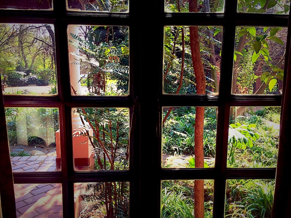 Foxwood House 18/50