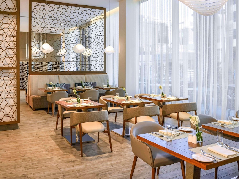 Grand Mercure Dubai City 35/49