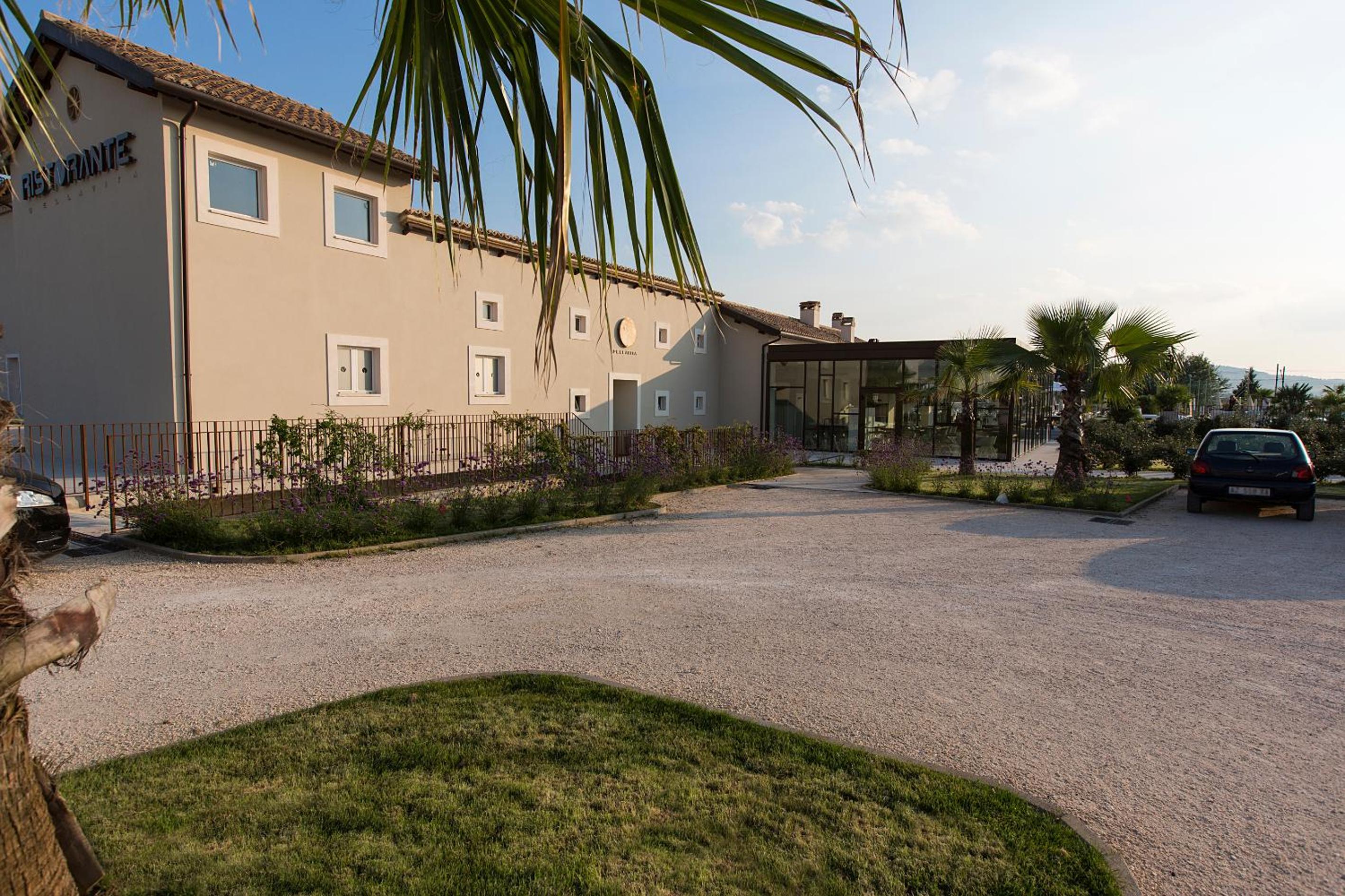 Hotel & Resort Le Colombare 55/64
