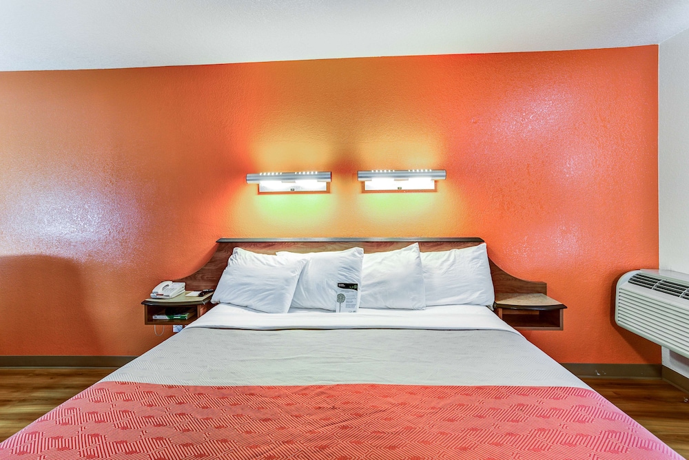Motel6 Portland, OR - Tigard West 39/49