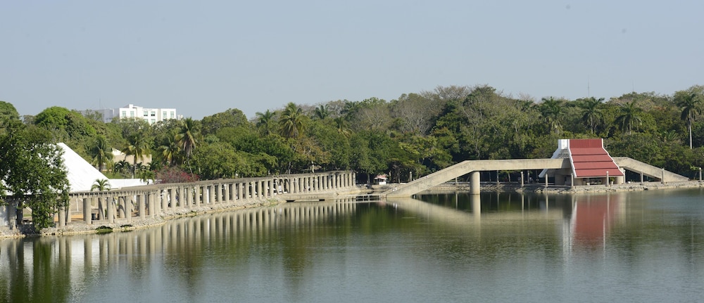 Hyatt Regency Villahermosa 44/50