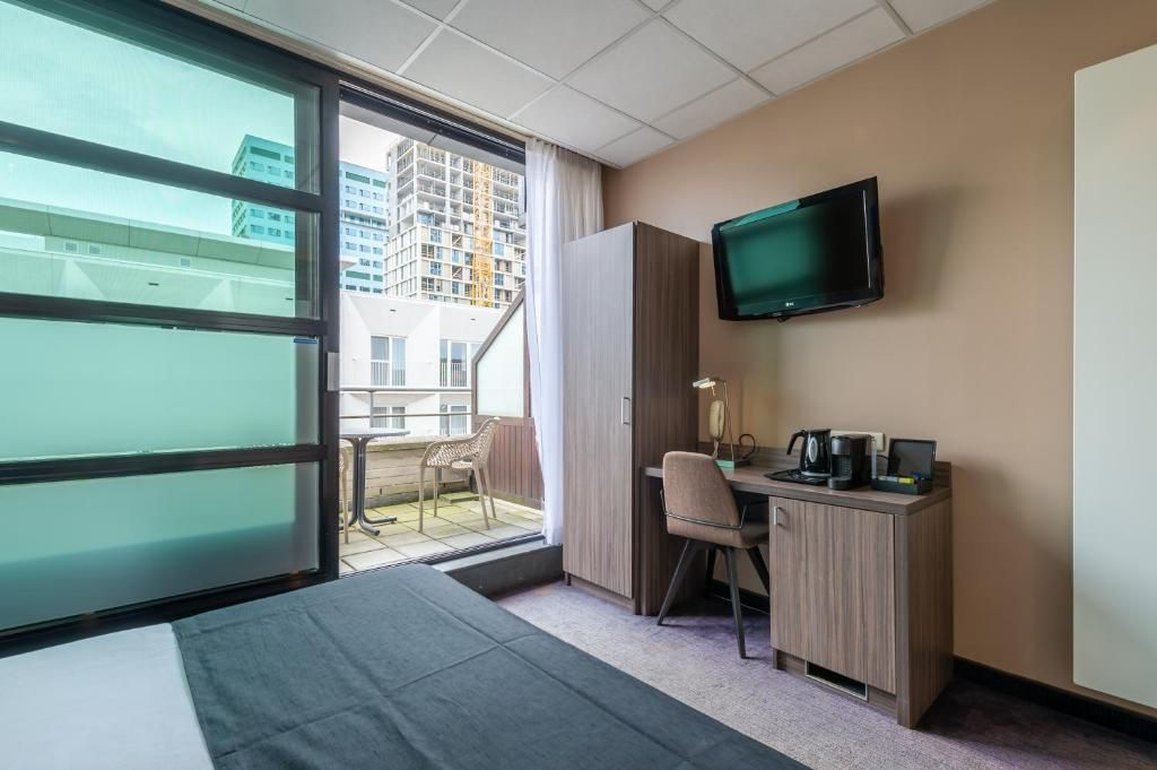 Hotel Docklands 5/9